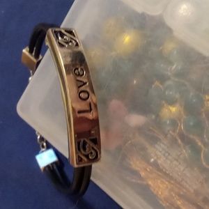 Love braclet